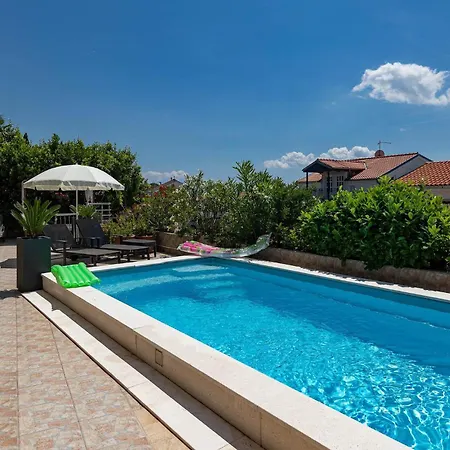 In With Wifi Apartment