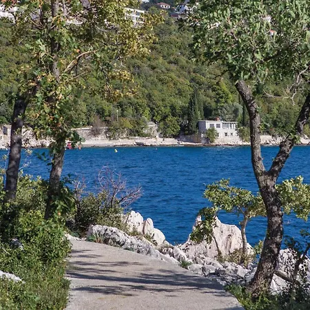 In With Wifi Apartment